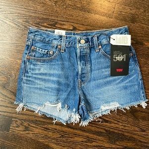 Levi’s 501 shorts mid-rise